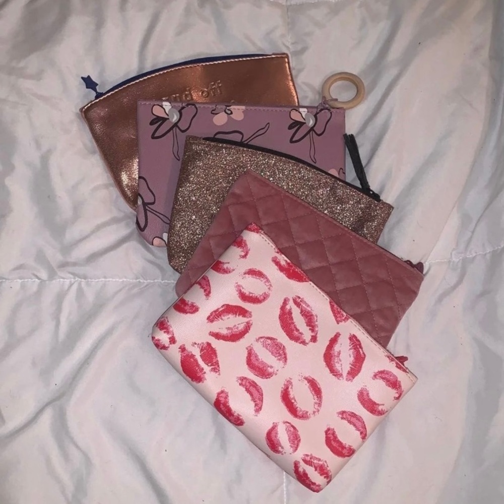 Set of 5 Ipsy Makeup Bags